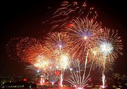 Show de pirotecnia en el centro comercial la estación