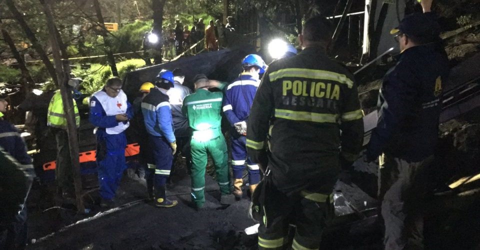 Tres muertos y cuatro desaparecidos deja explosión en mina ilegal