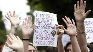 Una família acollidora gironina denuncia que la Generalitat li ha retirat la custòdia del menor sense avisar-los abans