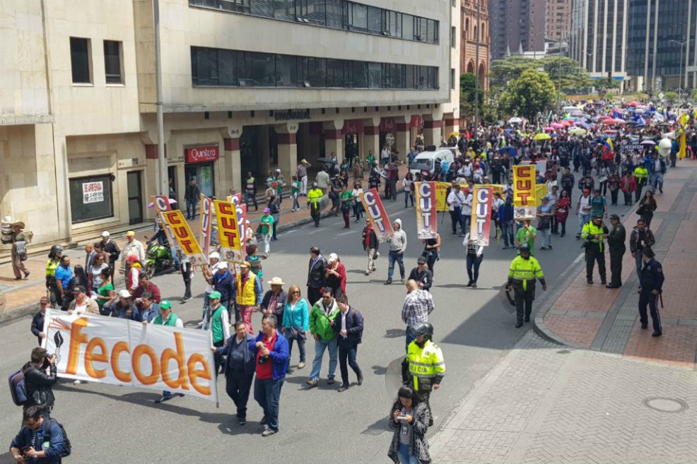 Arrancan las marchas del paro de maestros en cinco ciudades del país
