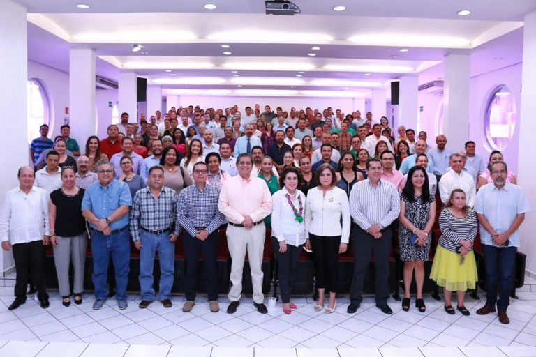 Presentan a universitarios el Plan Institucional de Desarrollo 2018-21