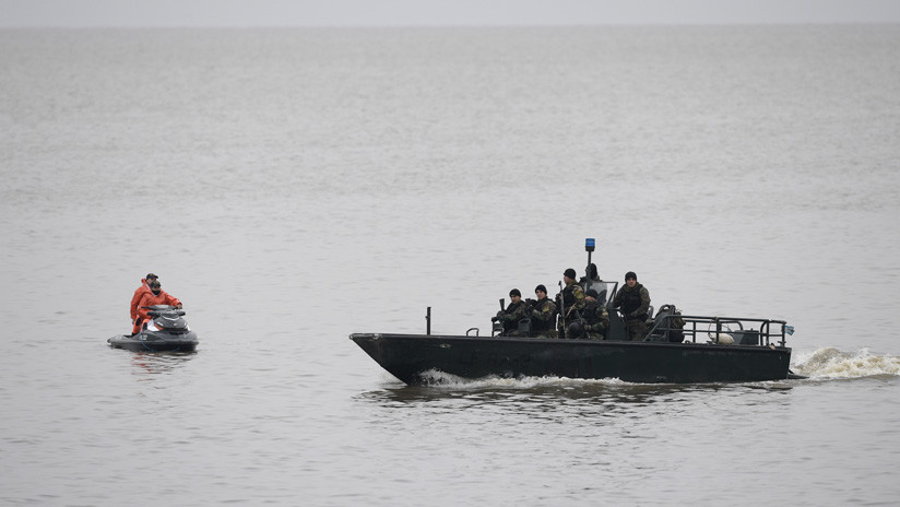 Un barco con bandera española naufraga frente a las costas de Argentina