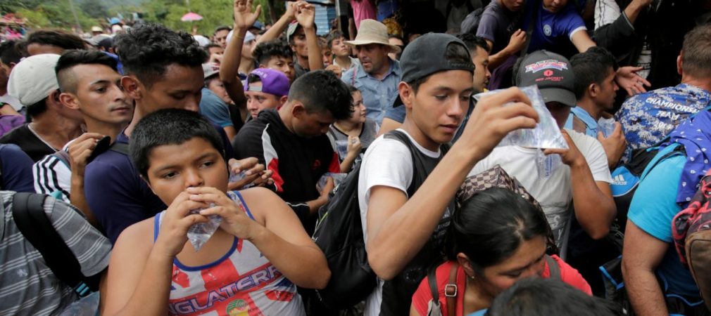 Cierra Honduras su frontera con Guatemala por crisis de migrantes