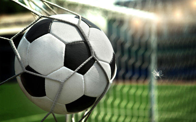 Ida del torneo de maestros contra alumnos de fútbol