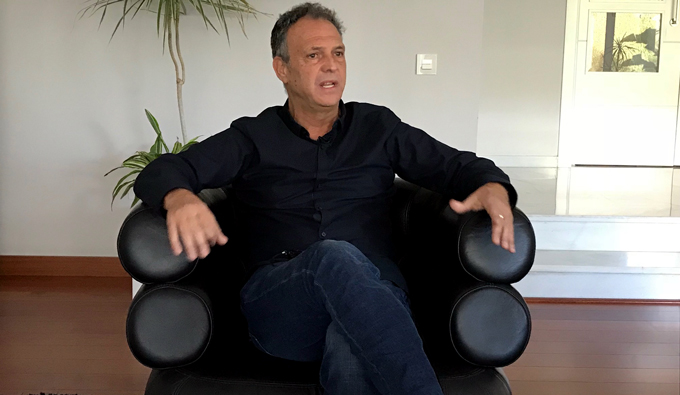 Caparrós: "Me podrían haber llamado, estoy dolido"