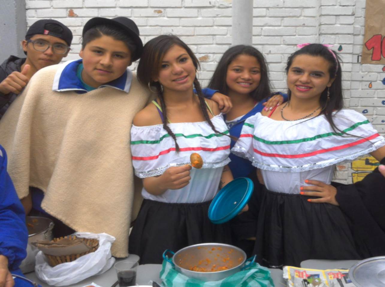 La papa y el maíz, pasado y presente de la cultura colombiana