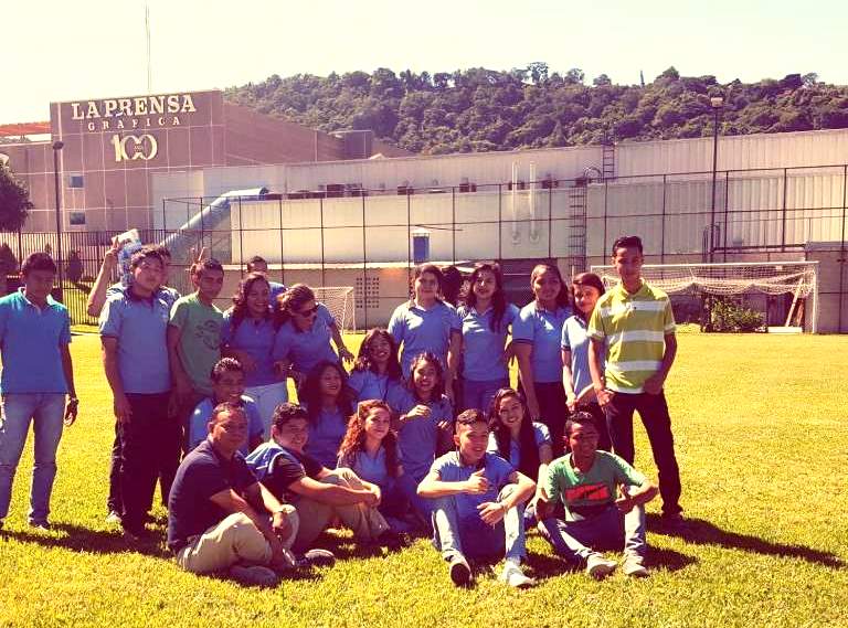 Estudiantes Del INDET Visitaron Las Instalaciones De La Prensa Grafica