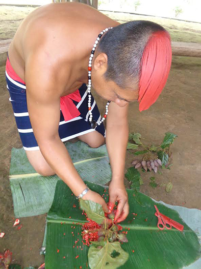 IDENTIDAD CULTURAL DE SANTO DOMINGO DE LOS TSÁCHILA PARTE DE SU PEINADO