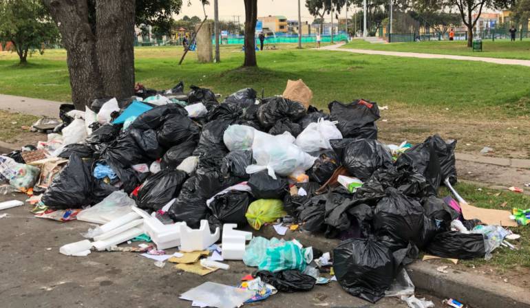 Caos por la contaminación de basuras en el barrio nuevo portal 