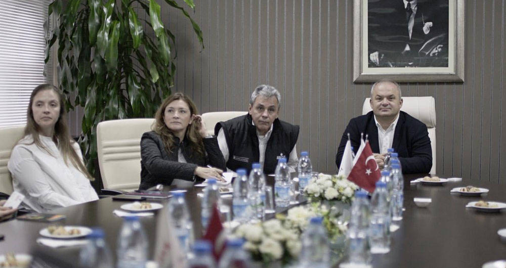 Con más de 300 empresarios arranca en Estambul macrorrueda de negocios.