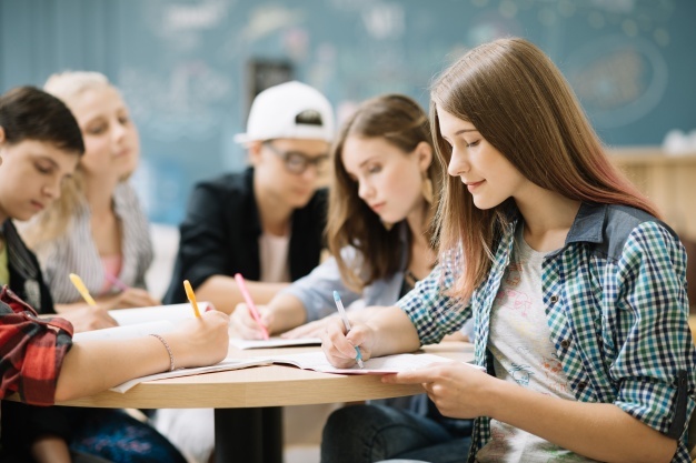 Filósofos hablan de la educación en Colombia