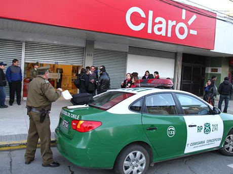 Un grupo de delincuentes robó una sucursal de Claro en Concepción