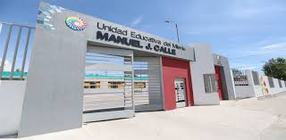 Estudiantes de la Unidad Educativa del Milenio Manuel J calle participan en el programa 