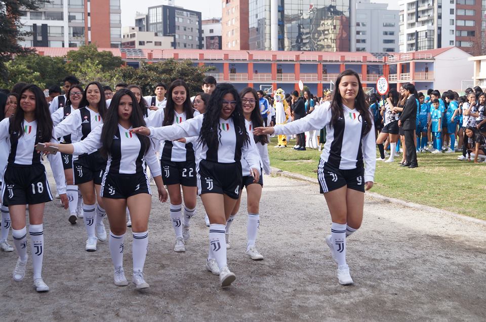 GRAN DESFILE DEPORTIVO EN LA UEM ¨SEBASTIÁN DE BENALCÁZAR ¨ 