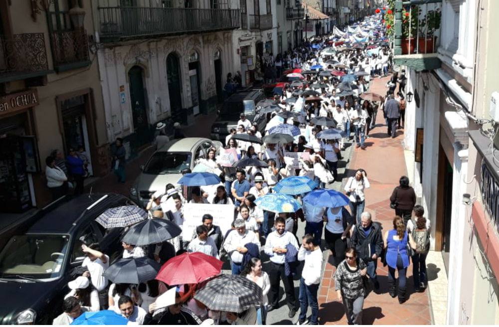 Unos 16.000 alumnos de la Universidad de Cuenca marcharon por el presupuesto