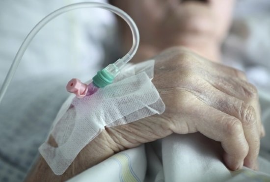 Seis meses de cárcel para un holandés que practicó la eutanasia a su madre