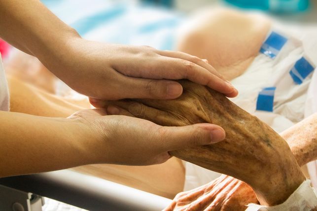 Médicos vizcaínos, a favor de la eutanasia