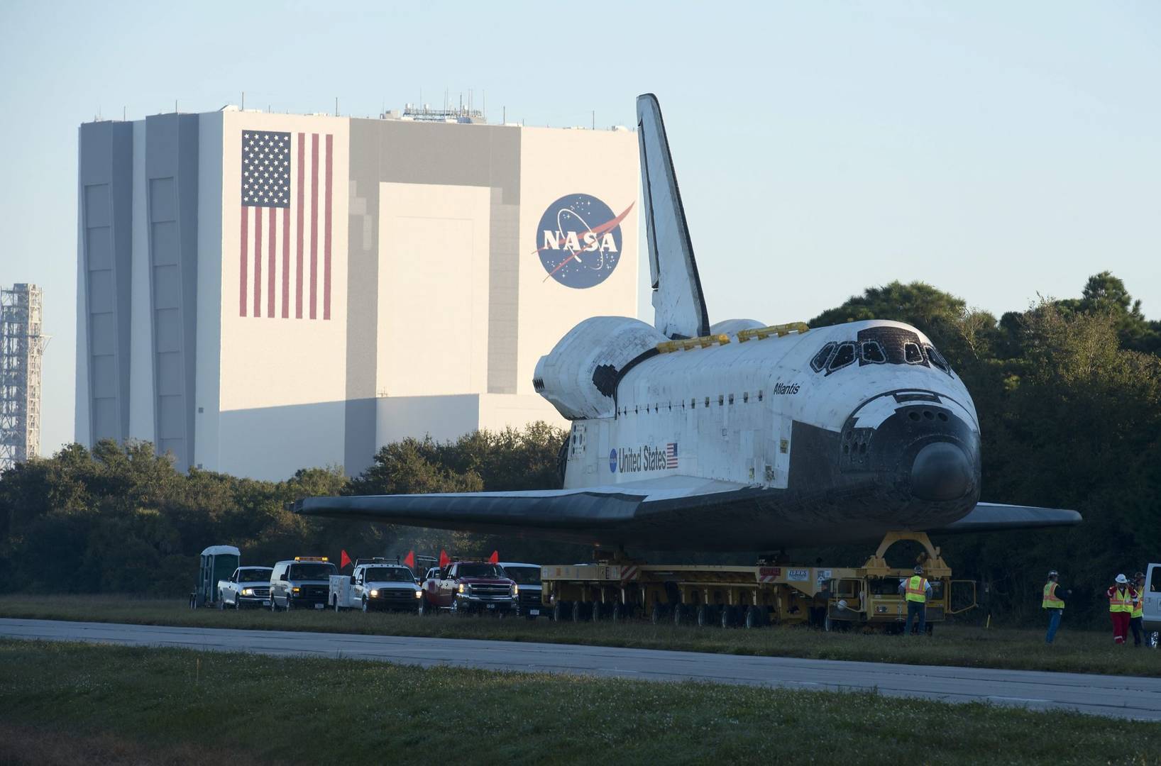 La NASA se alía con nueve empresas para volver y quedarse en la Luna