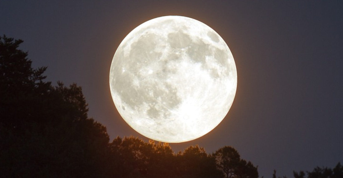 Superluna La "Luna de Nieve" 