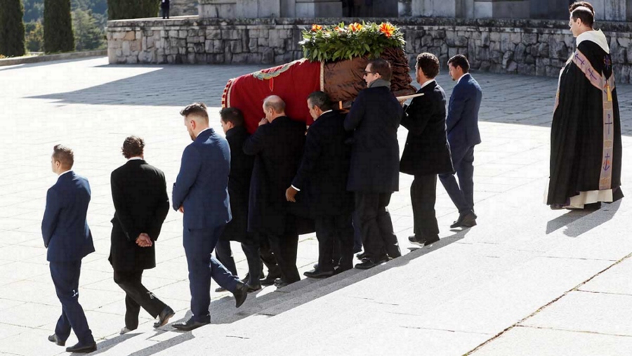 Exhumación de Franco: Ni ha satisfecho a nadie, ni ha cerrado ninguna herida