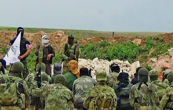 40 muertos en un bombardeo estadounidense a una reunión de altos mandos de milicias yihadistas en Siria