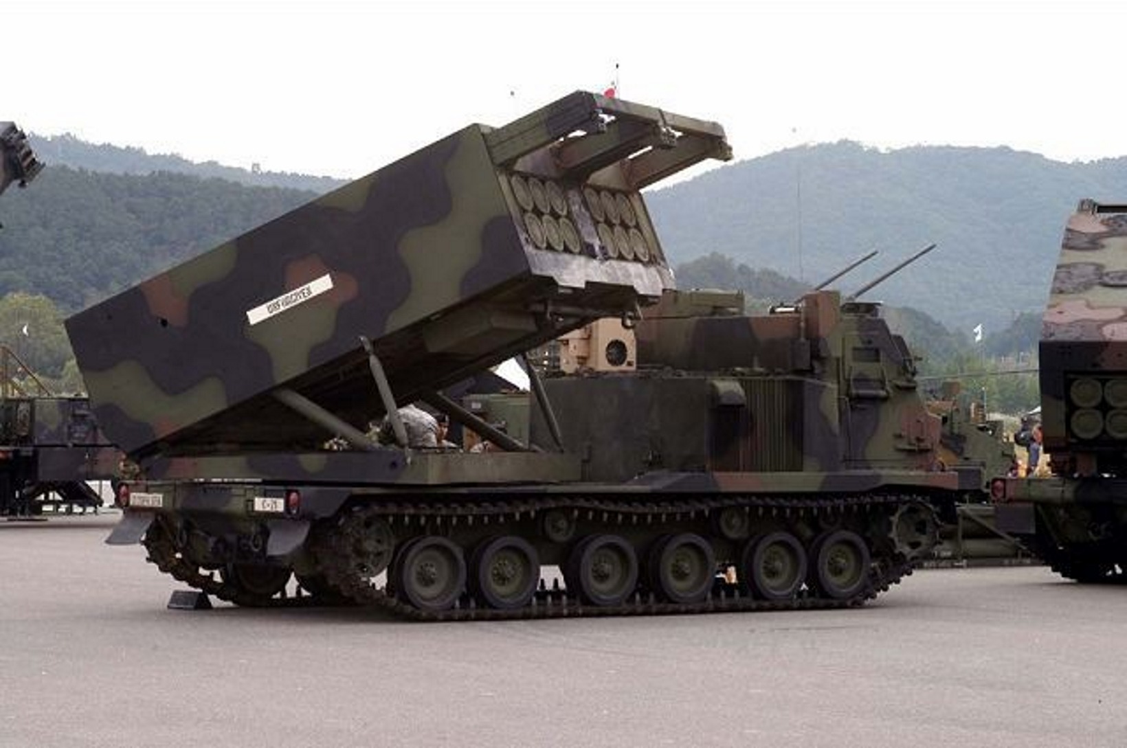 Estados Unidos desplegó 16 lanzacohetes múltiples M270 en Alemania