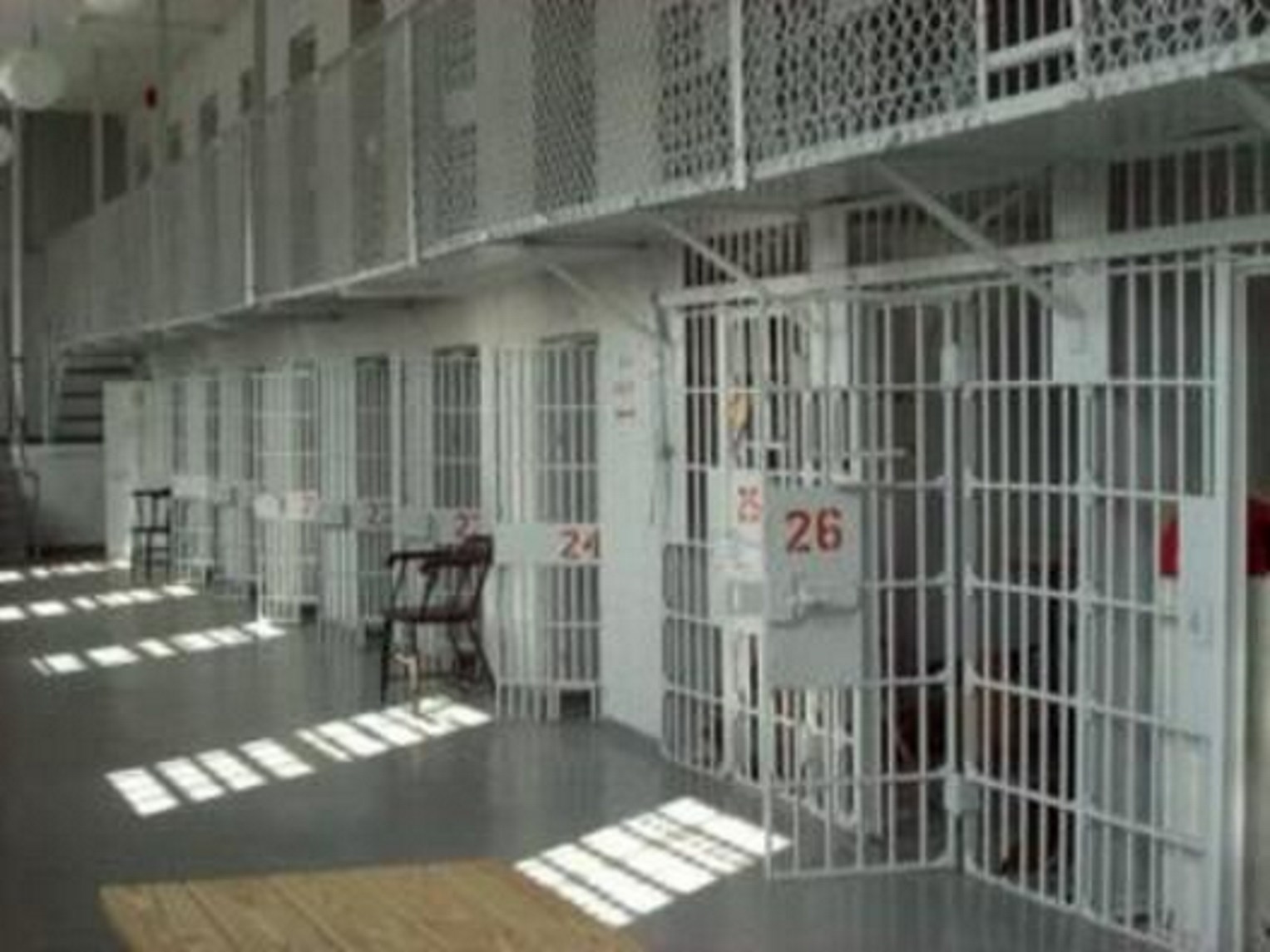 Puerto Rico estudia mejorar sus centros penitenciarios