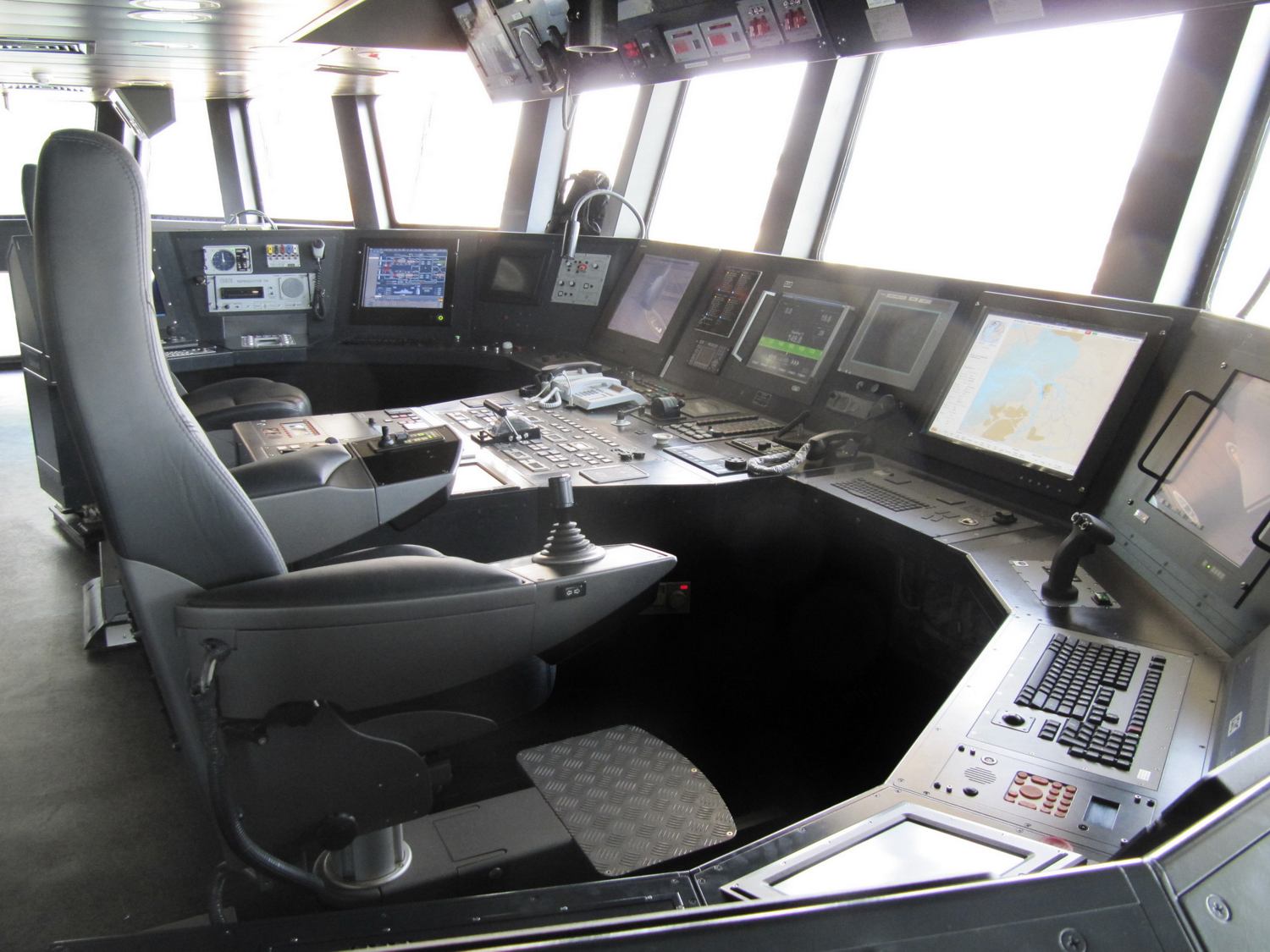 Sainsel se encargará del mantenimiento de las consolas de los buques de la Armada Española por 6 millones de euros
