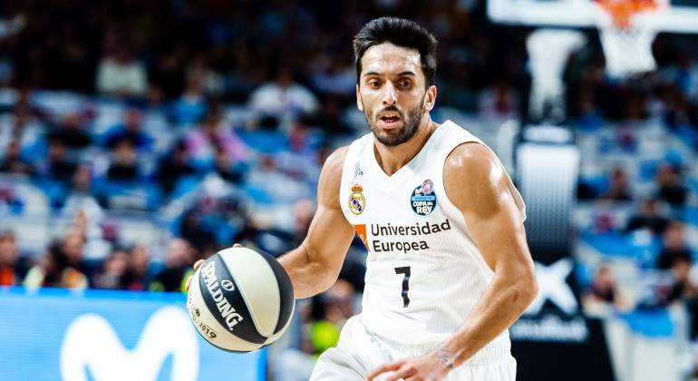 La ACB retira la licencia a Reyes y a Campazzo por insultar a los árbitros en la final de la Copa