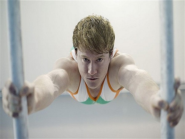 KIERAN BEHAN GIMNASTA