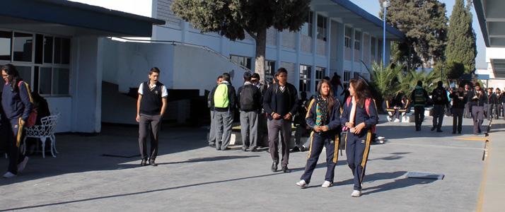 45 PORCIENTO DE ALUMNOS DEL COLEGIO DE BACHILLERES RECIBE ALGUN TIPO DE BECAS.