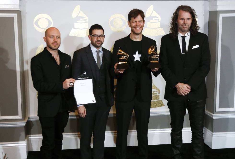 Los Grammys se rinden al poder de Adele