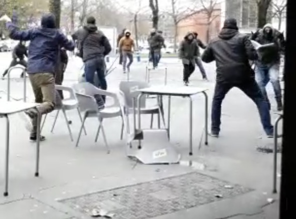 Una pelea antes del Alavés-Barcelona acaba con un joven de 19 años detenido y un herido