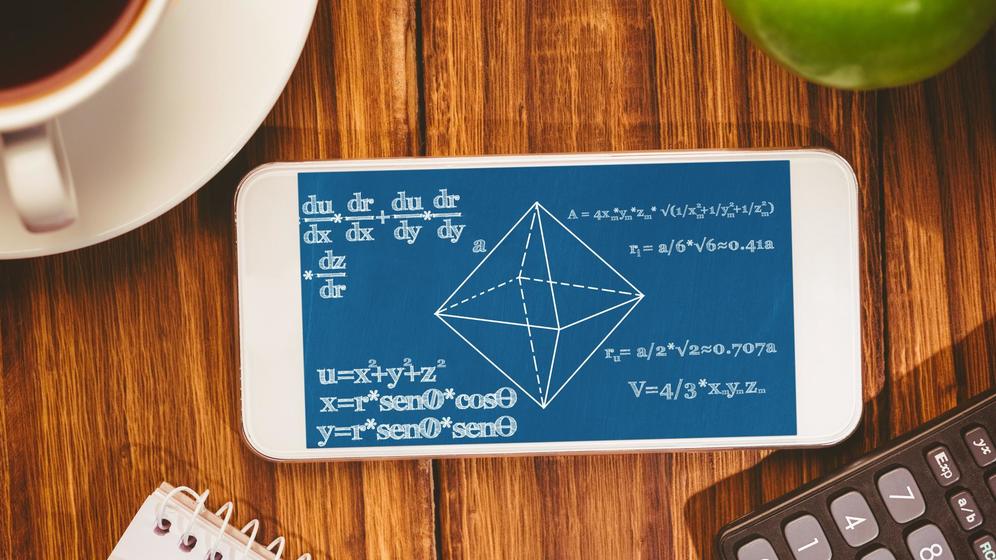 RELACIÓN ENTRE MATEMÁTICAS Y LA TECNOLOGÍA