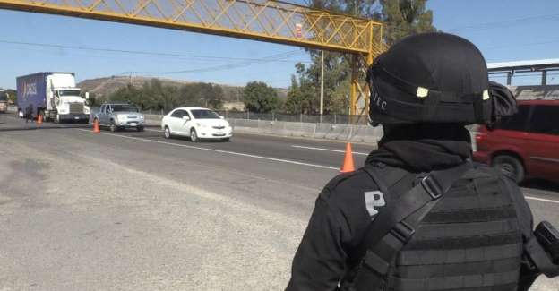  Intento de robo a camioneta con recursos federales deja tres muertos  