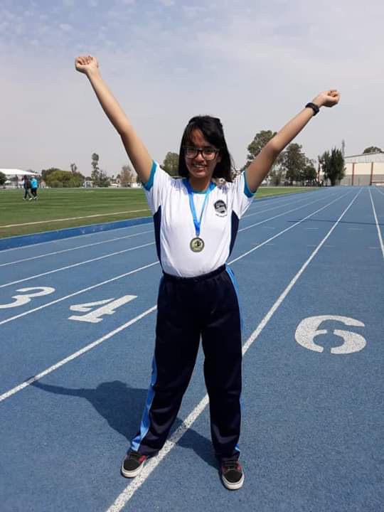 Flor Itzel Navarrete Gómez. Primer lugar Estatal en Atletismo 100 mts Femenil