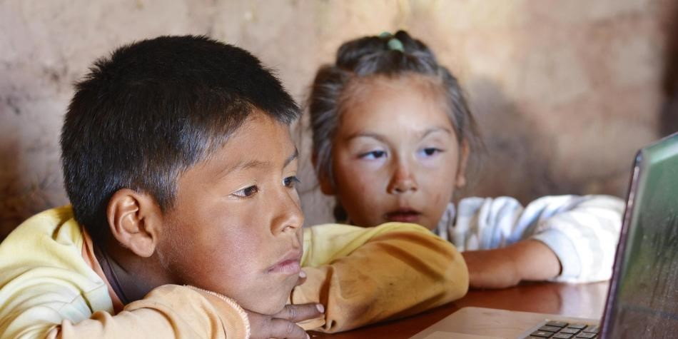 Colombia must work hard in social education