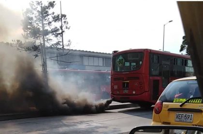 La Contaminación De Estos Buses Nos Roba Nuestro Aire