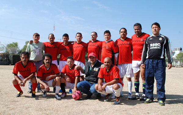 Panadería Pantoja Pueblo Nuevo de regreso en el Fútbol de Veteranos
