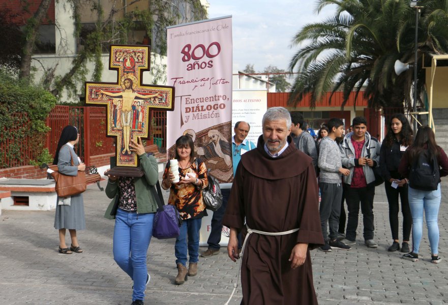 FRANCISCANOS DE CHILE CONMEMORARON 800 AÑOS DEL ENCUENTRO DE SAN FRANCISCO CON EL SULTÁN