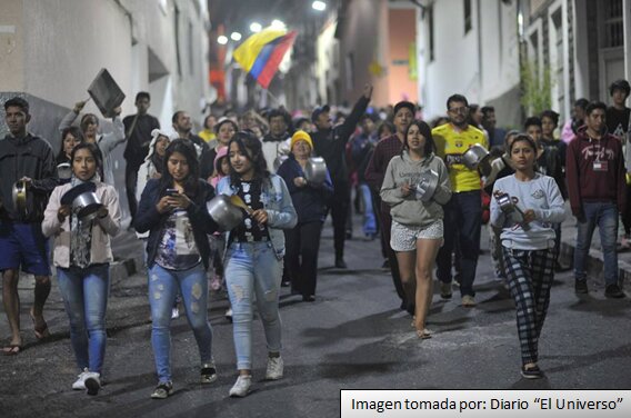 El cacerolazo, signo de protesta de los ecuatorianos