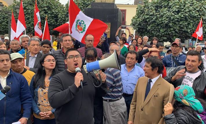 PROTESTAS TRAS CIERRE DEL CONGRESO