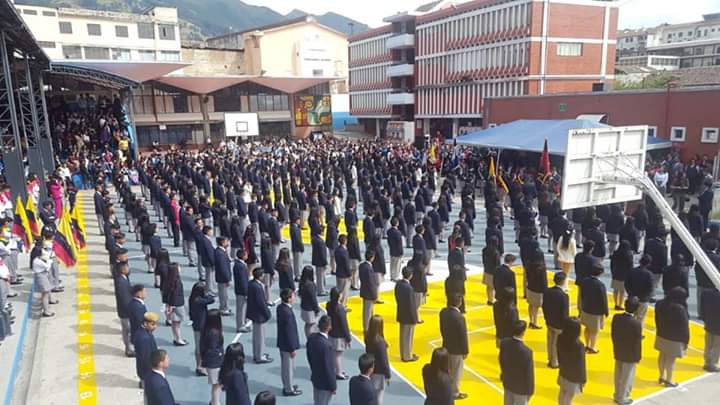 Rostros inesperados en el cuadro de honor