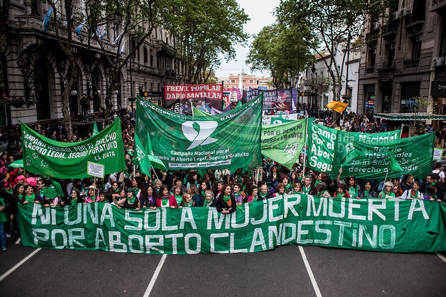 Grupos apuntan a Corte Constitucional para la despenalización del aborto en casos de violación