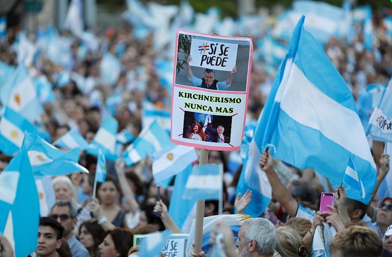 Argentina acude a las urnas con el “peronista” Alberto Fernández como favorito