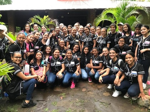 Ultimo retiro de estudiantes de undécimo grado