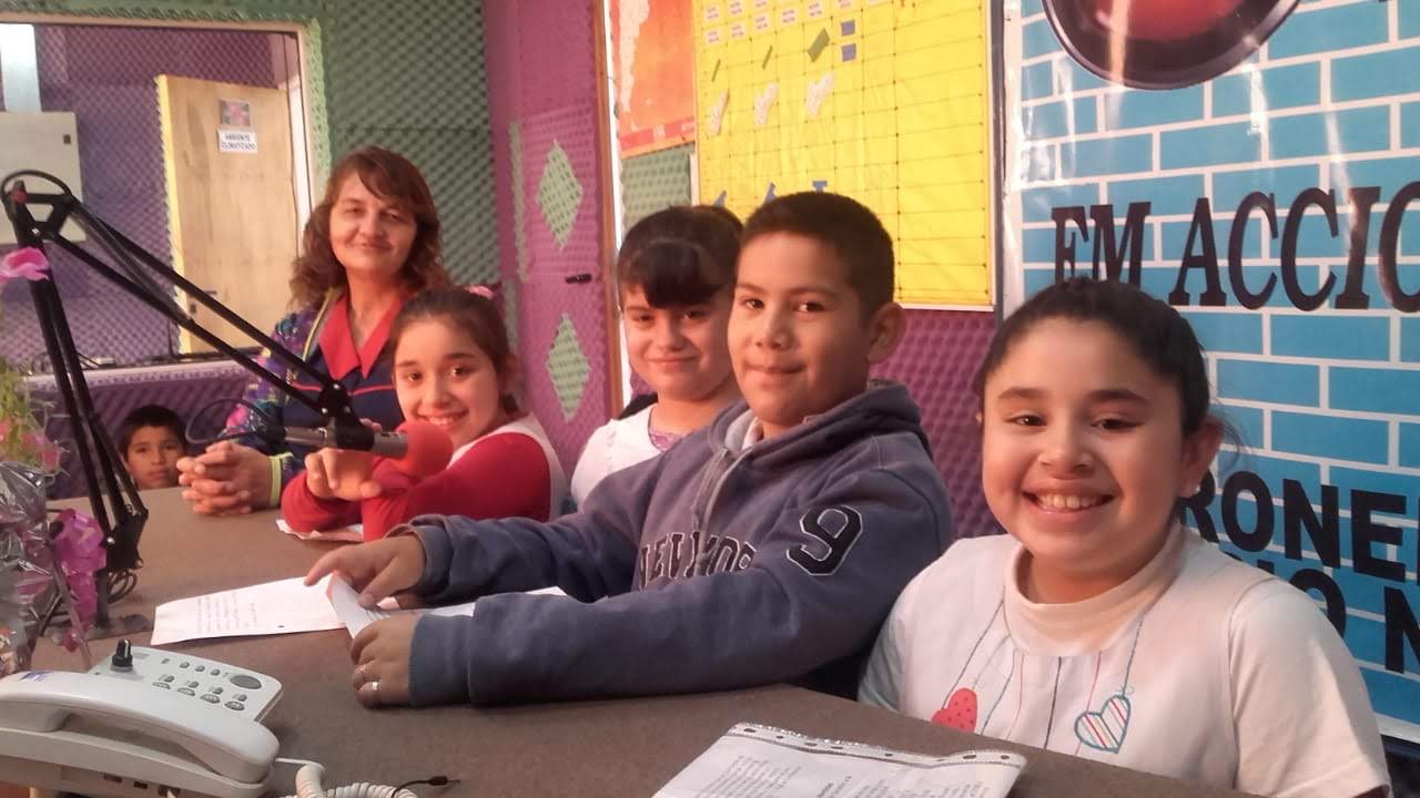 "Las voces de la escuela comunican"