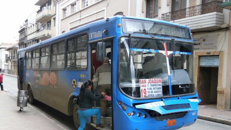 TRABAJO  NORMAL DEL  TRANSPORTE PUBLICO EN ESTE FERIADO 3 DE NOVIEMBRE.