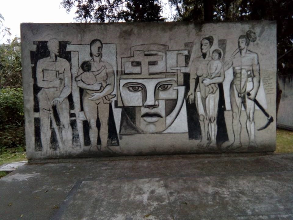 Protestan por destrucción de mural de Daniel Manrique en la UNAM 