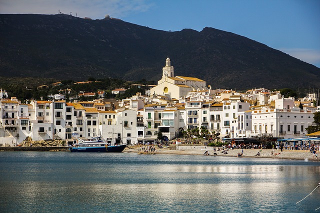 UN PASEO POR CADAQUÉS